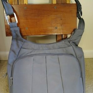 Travelon Bag. Gray.